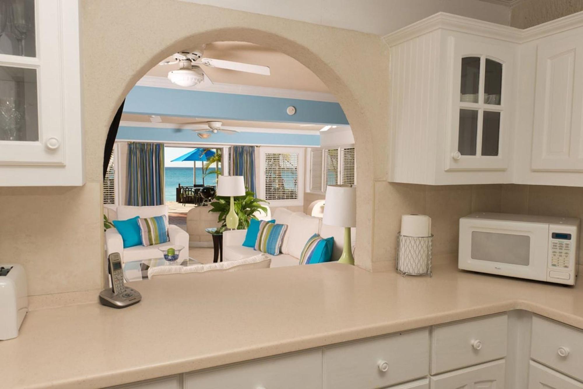 Bora Bora By Blue Sky Luxury Appartement Paynes Bay Kamer foto