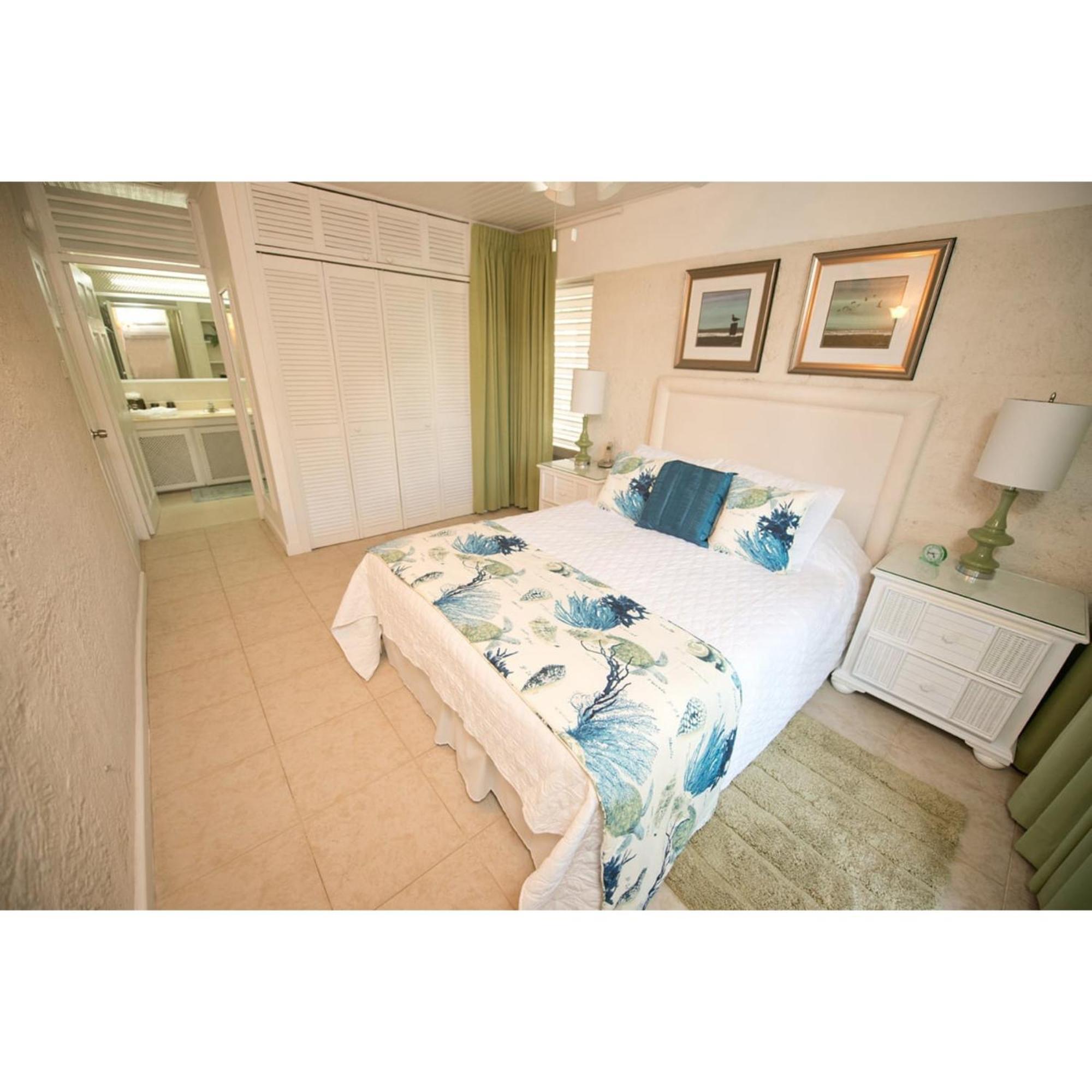 Bora Bora By Blue Sky Luxury Appartement Paynes Bay Kamer foto